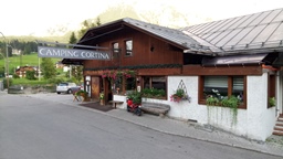 Cortina, кемпінг